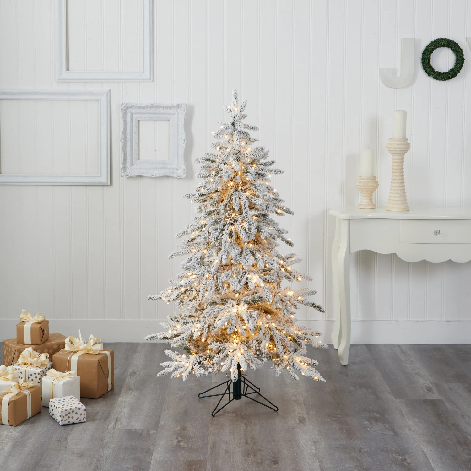 5' Flocked Grand Northern Rocky Fir Artificial Christmas Tree 8 5' Flocked Grand Northern Rocky Fir Artificial Christmas Tree - Image 8