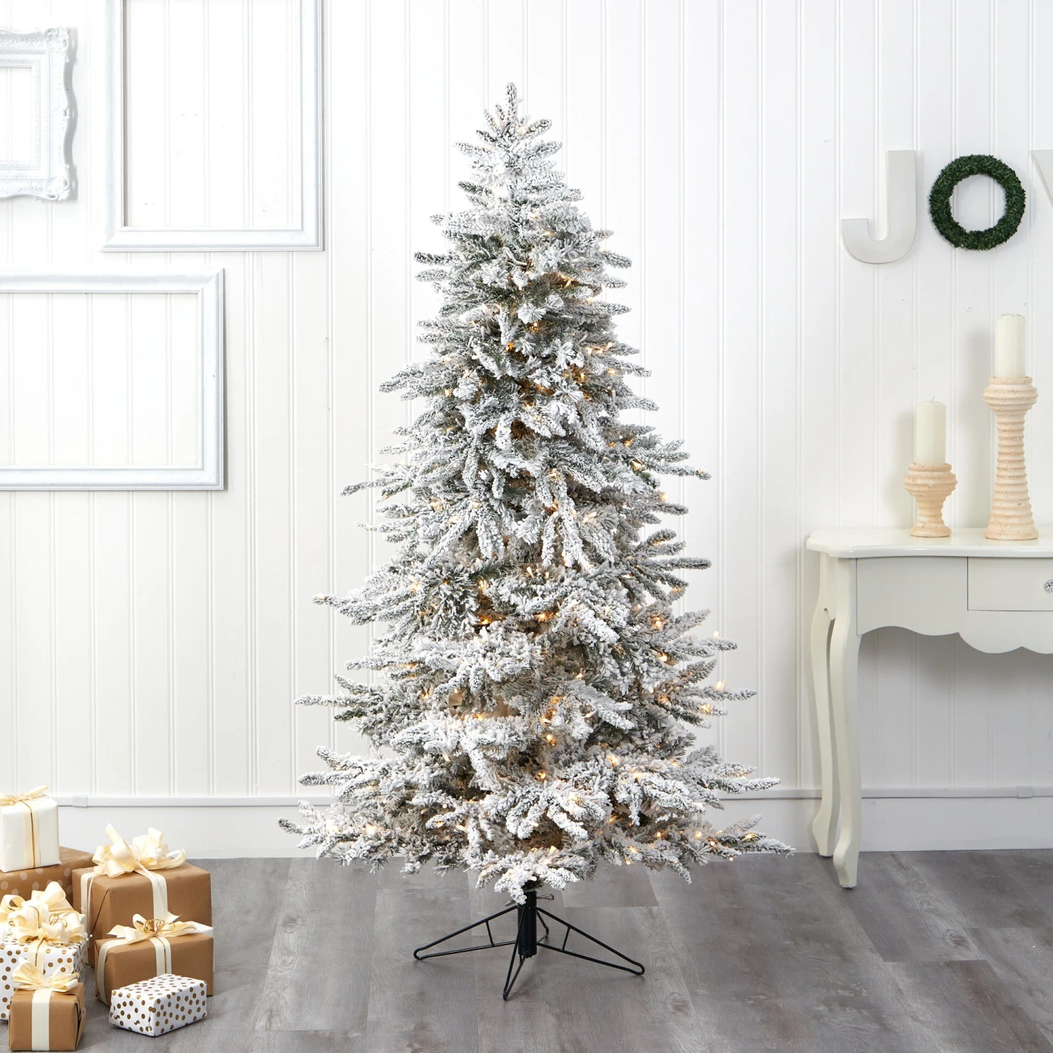 6.5' Flocked Grand Northern Rocky Fir Artificial Christmas Tree 8 6.5' Flocked Grand Northern Rocky Fir Artificial Christmas Tree - Image 8