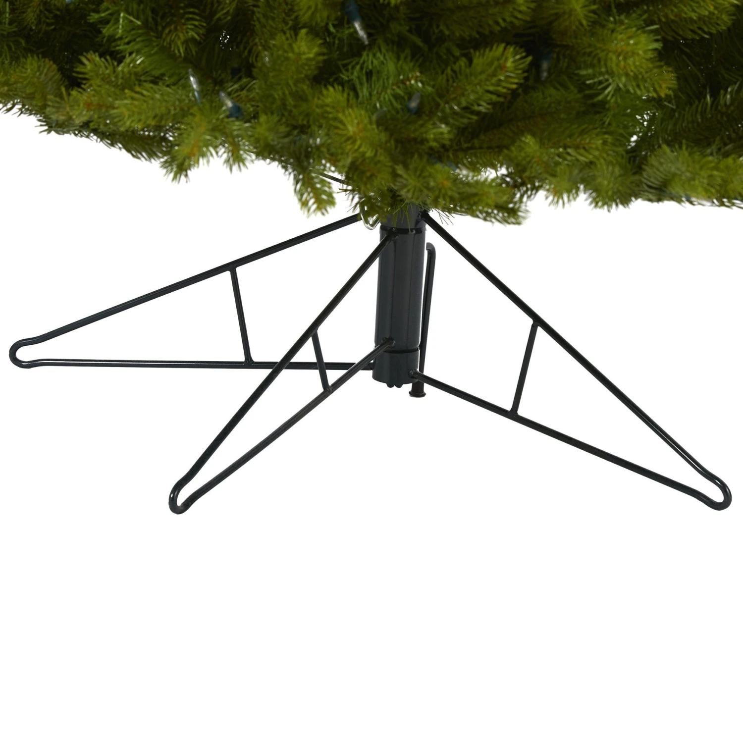 7' Cambridge Spruce Flat Back Artificial Christmas Tree With 500 Warm White (Multifunction) LED Lights And 960 Bendable Branches 6 7' Cambridge Spruce Flat Back Artificial Christmas Tree With 500 Warm White (Multifunction) LED Lights And 960 Bendable Branches - Image 6