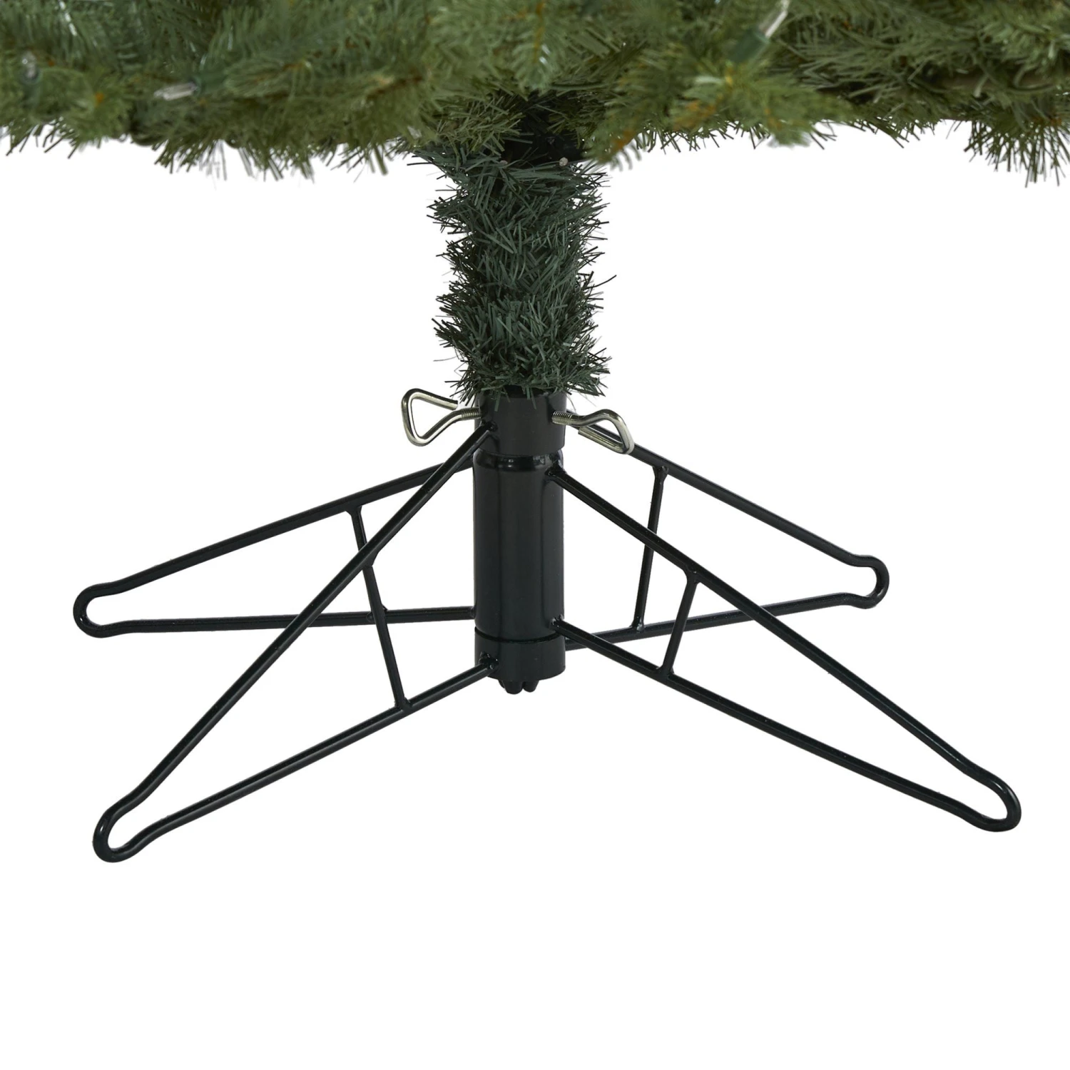 7.5' New Hampshire Spruce Artificial Christmas Tree With 650 Warm White Lights And 1462 Bendable Branches 4 7.5' New Hampshire Spruce Artificial Christmas Tree With 650 Warm White Lights And 1462 Bendable Branches - Image 4