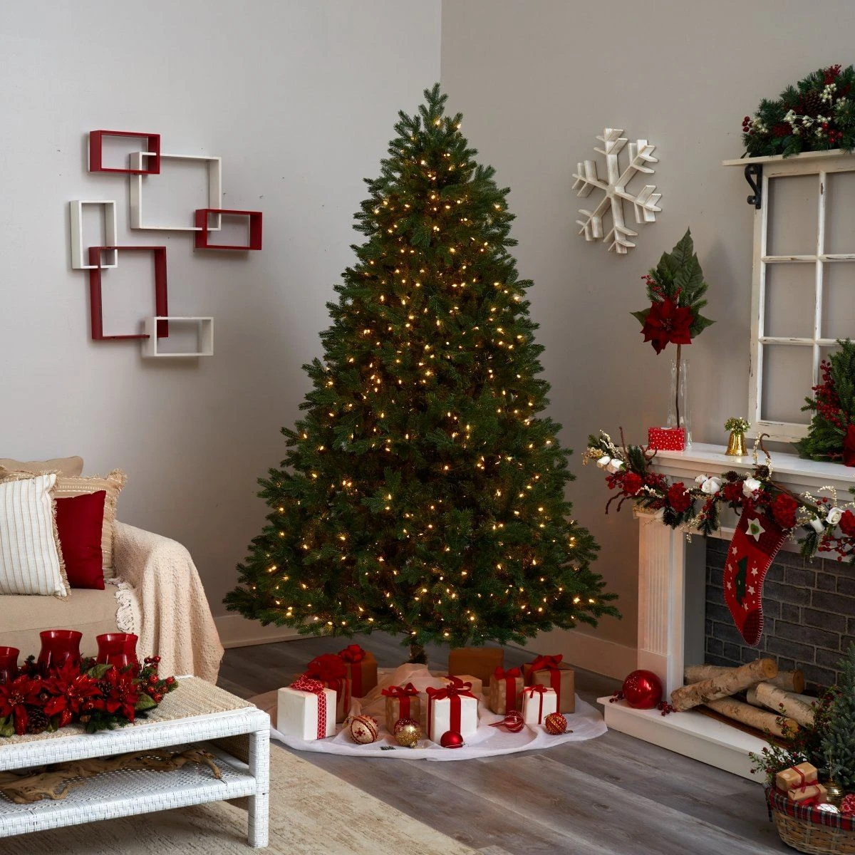 7.5’ Royal Grand Christmas Tree W/Clear Lights 8 7.5’ Royal Grand Christmas Tree W/Clear Lights - Image 8