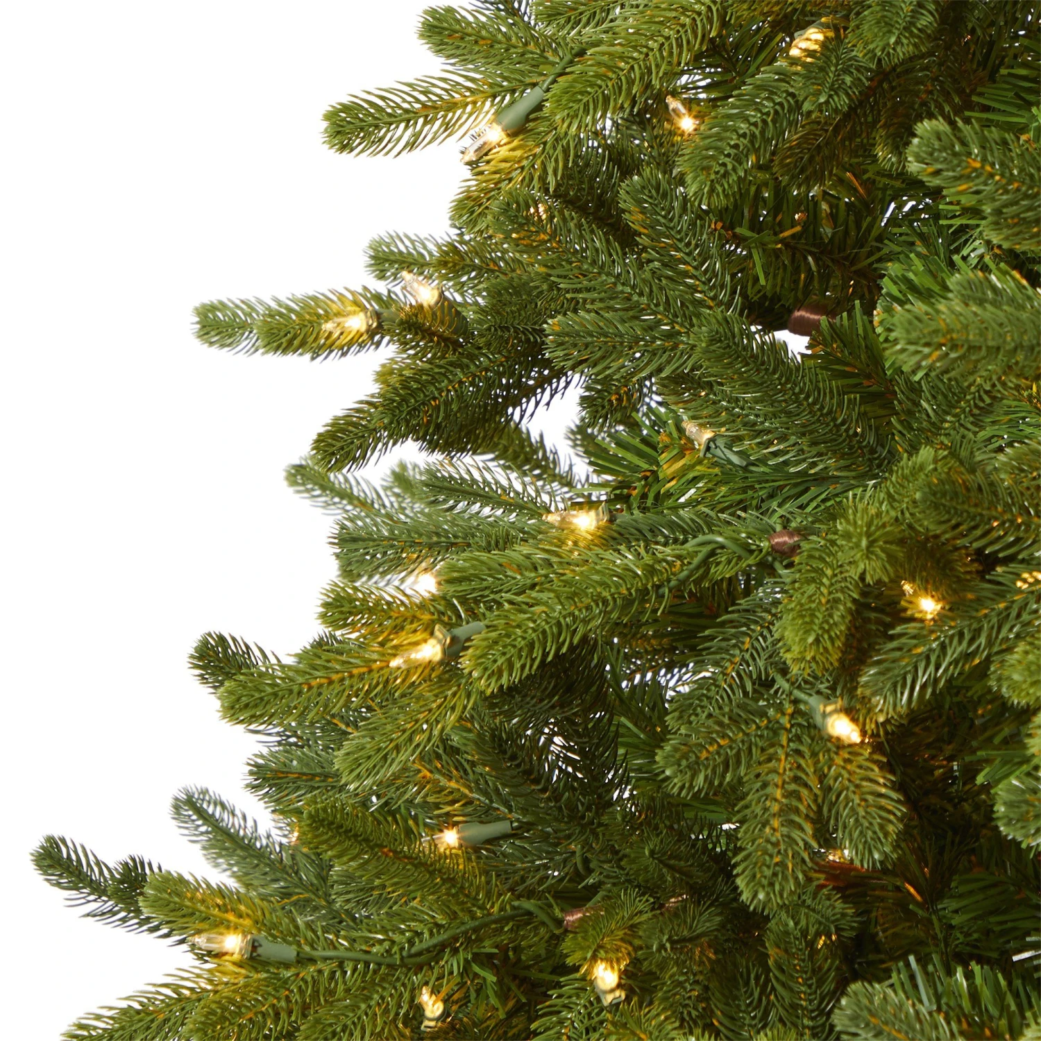 7.5’ Washington Fir Artificial Christmas Tree With 600 Clear Lights And 1610 Bendable Branches 4 7.5’ Washington Fir Artificial Christmas Tree With 600 Clear Lights And 1610 Bendable Branches - Image 4