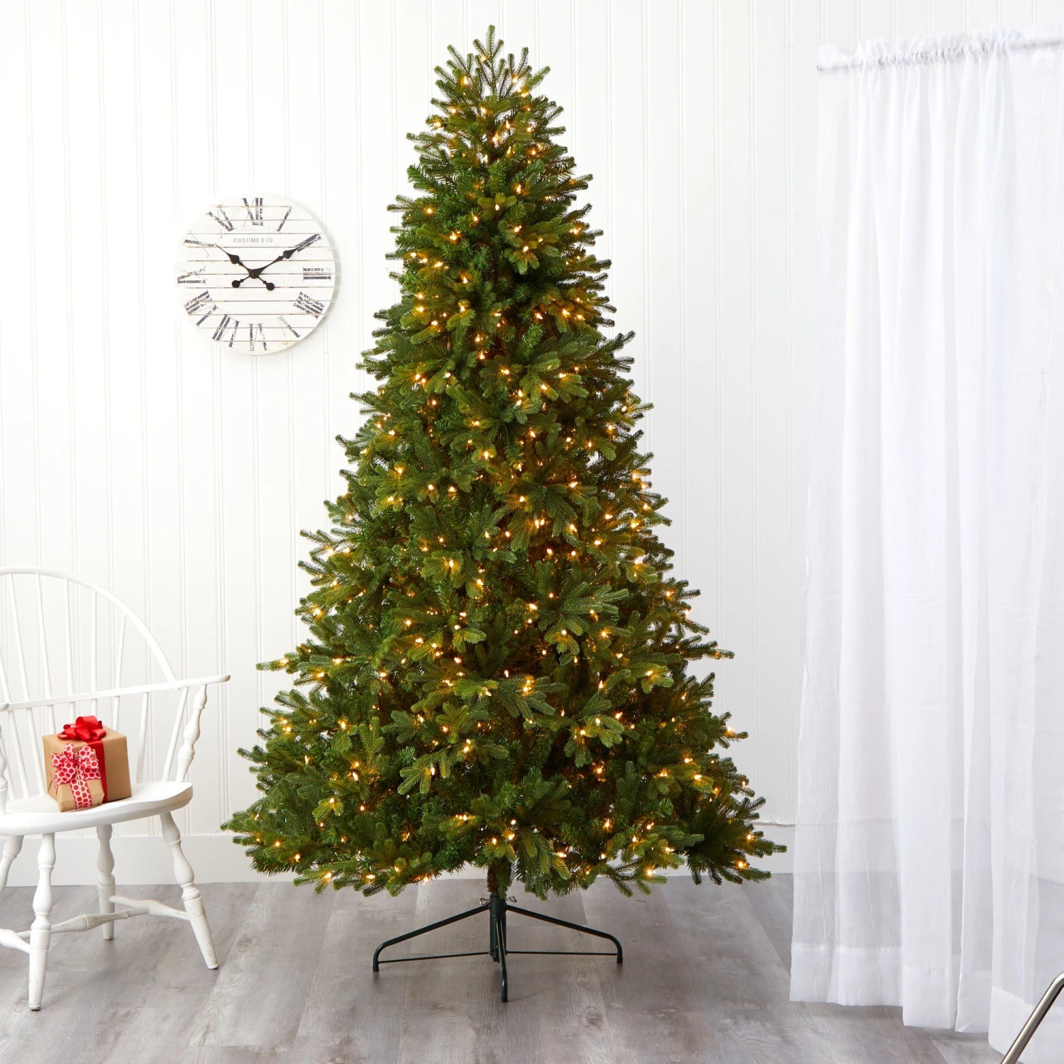 7.5’ Washington Fir Artificial Christmas Tree With 600 Clear Lights And 1610 Bendable Branches 8 7.5’ Washington Fir Artificial Christmas Tree With 600 Clear Lights And 1610 Bendable Branches - Image 8